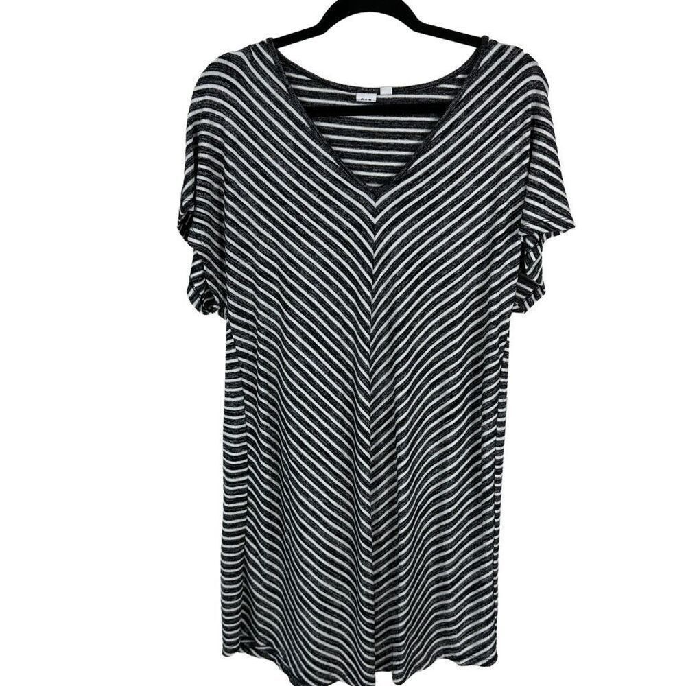 Gap black and white sun dress- size s